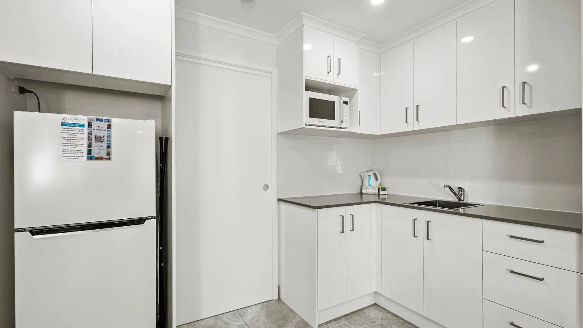 Newport Mooloolaba Apartments 4*,  Australia